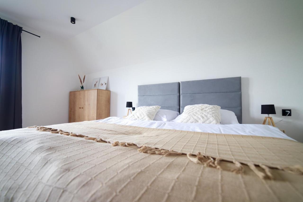 Hill House Apartamenty Bialka Tatrzanska Bagian luar foto
