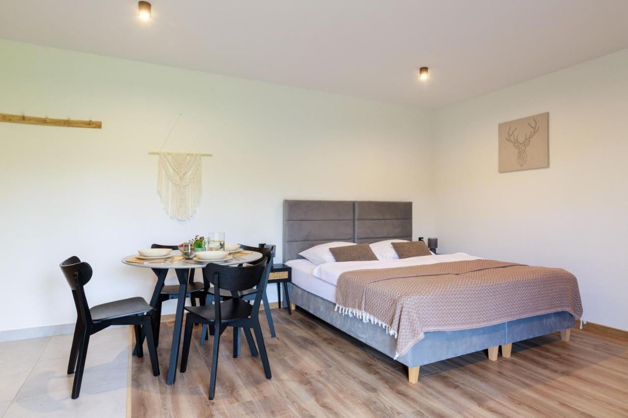Hill House Apartamenty Bialka Tatrzanska Bagian luar foto
