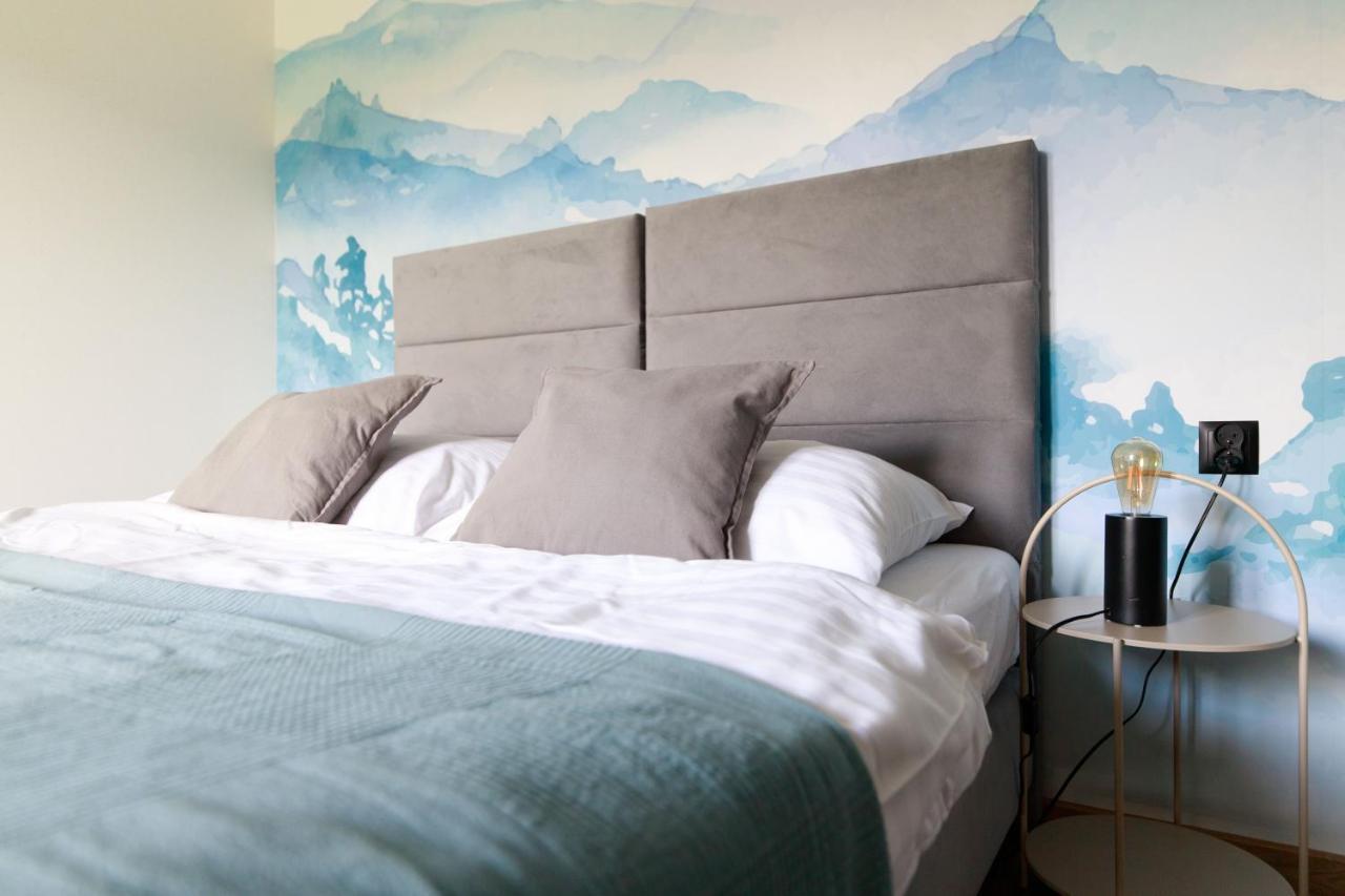Hill House Apartamenty Bialka Tatrzanska Bagian luar foto